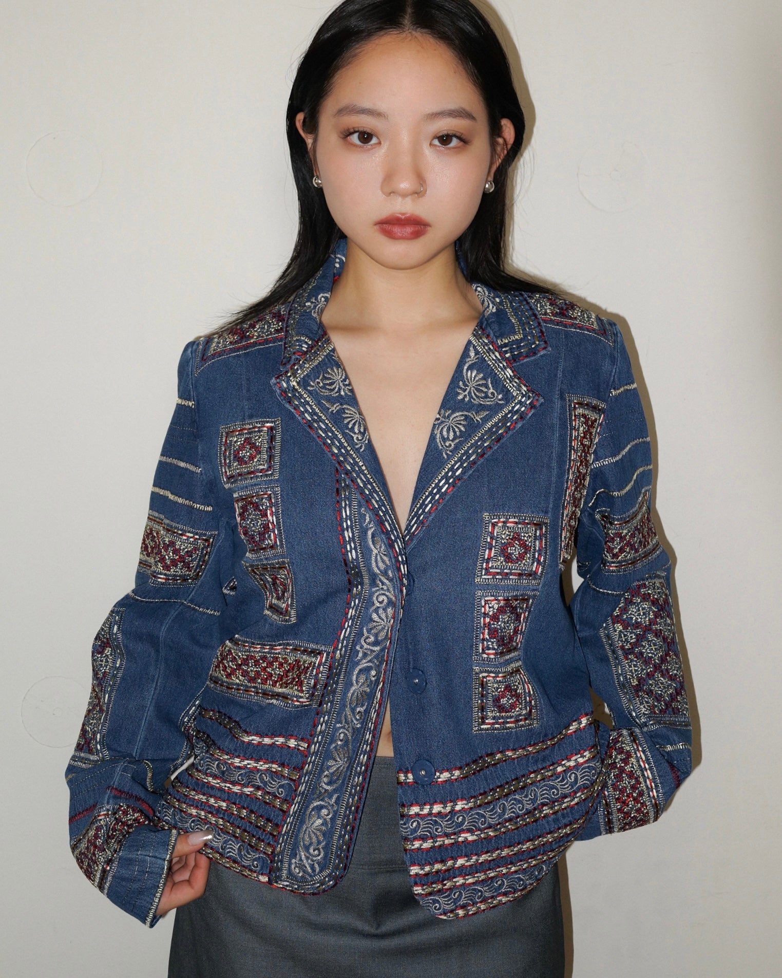 EMBROIDERY DENIM JACKET