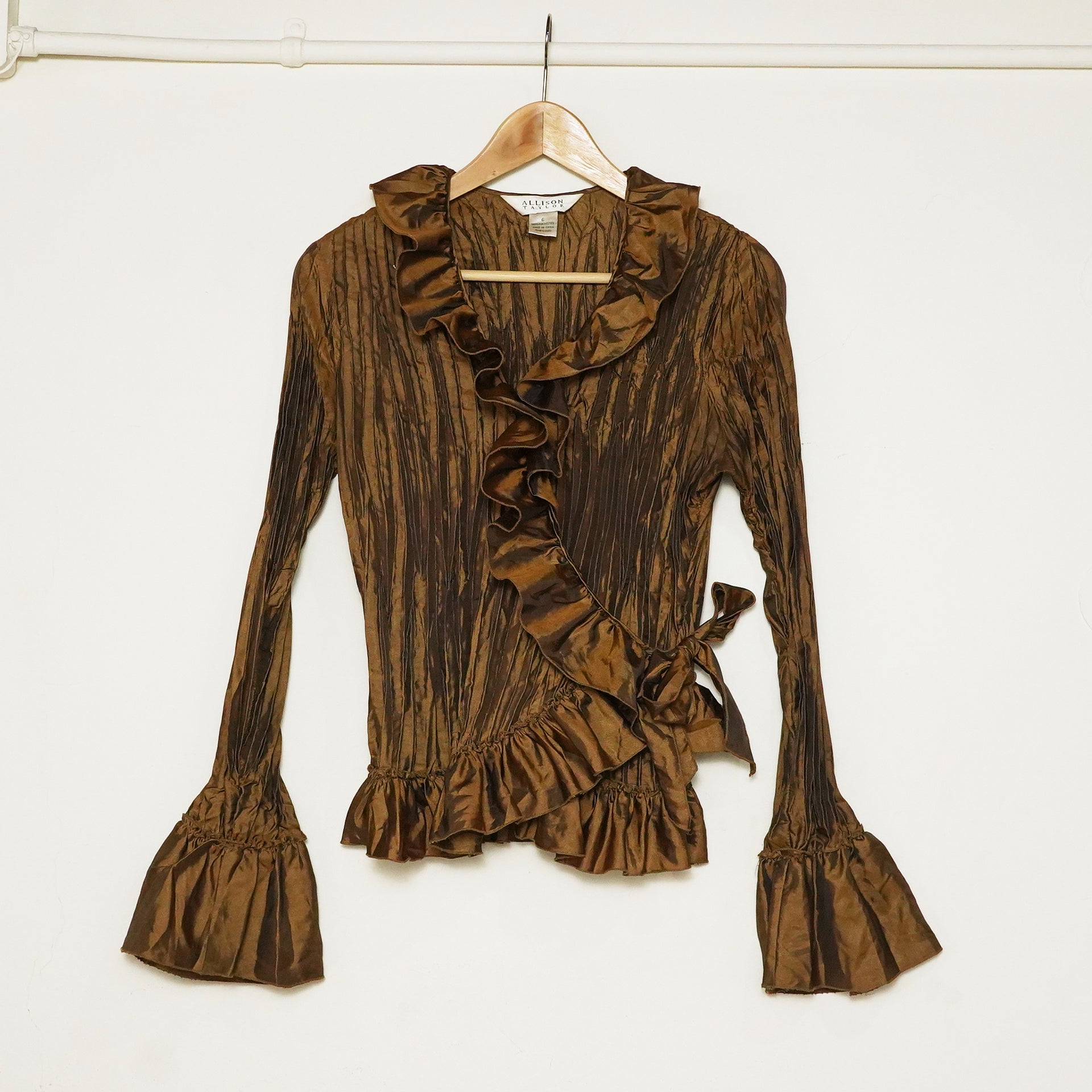 ALLISON WRAP SHIRT