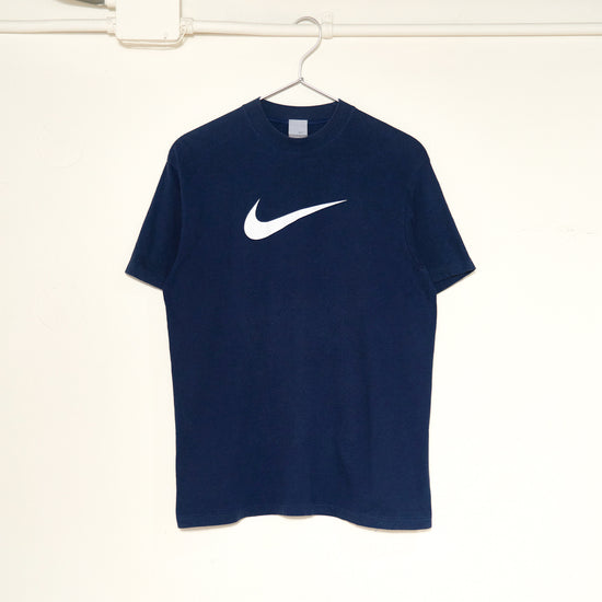 Navy NIKE T-shirt