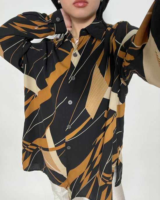 BOLD PRINT SHIRT