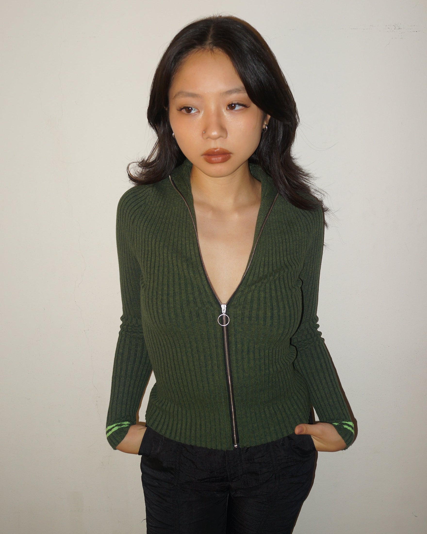 新品未使用 giugiu NONNA Jewel in Celery NONNA JEWEL | GIUGIU (Women)/ジュウジュウ | 三越伊勢丹