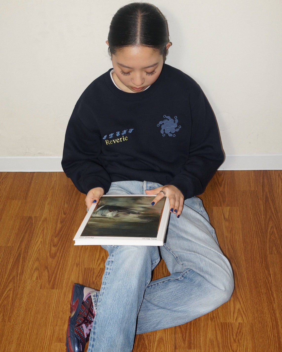 SILENT REVERIE SWEAT SHIRT [NAVY] - zuga port