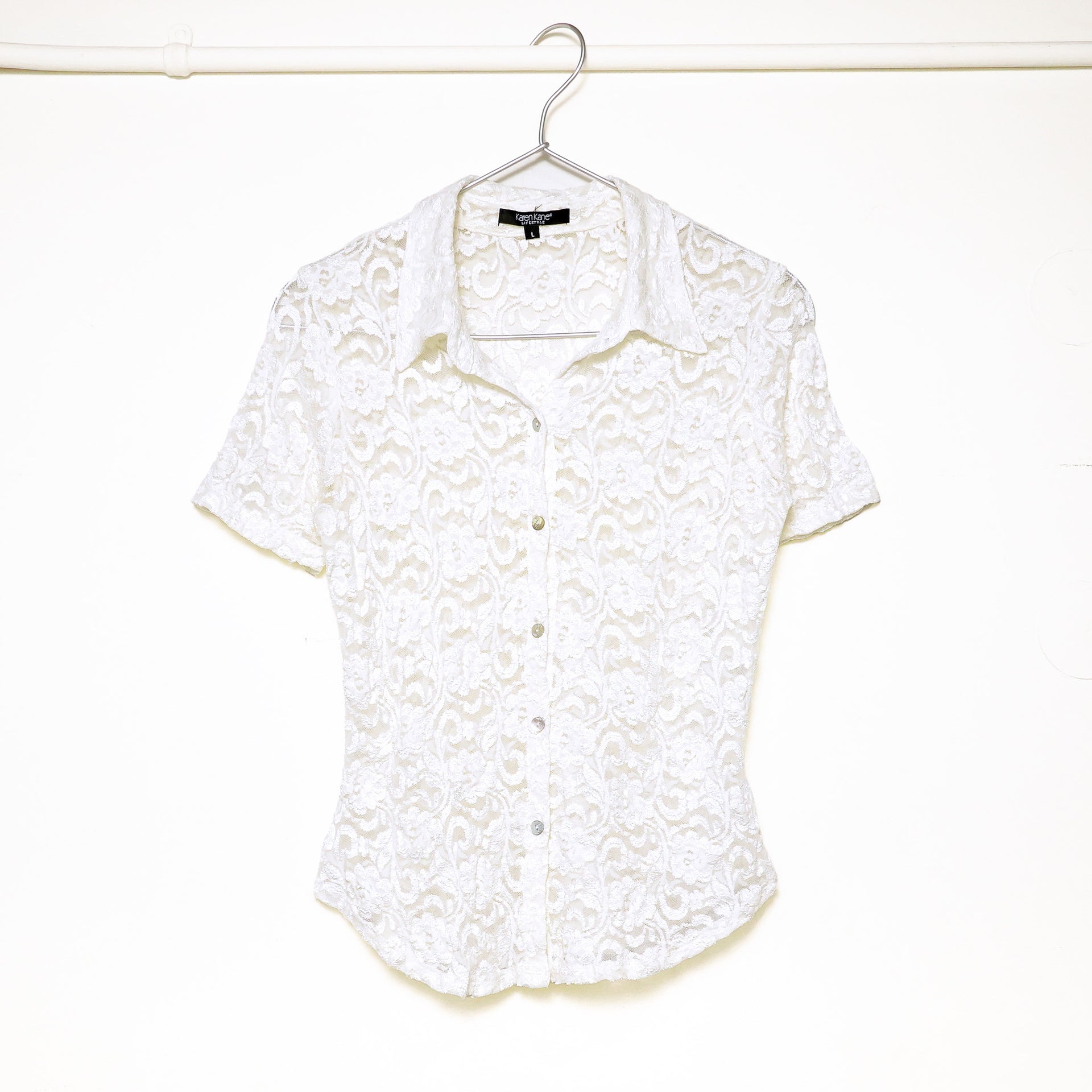 LACE SEASHELL SHIRT