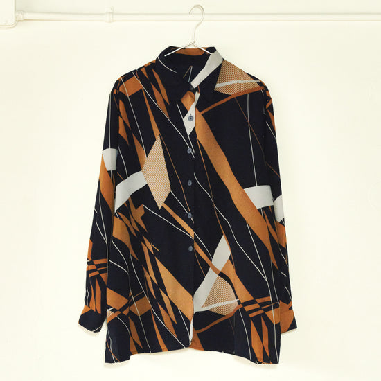 BOLD PRINT SHIRT